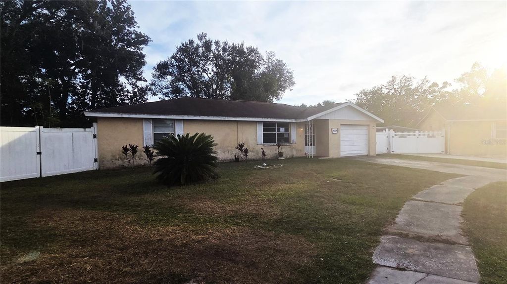 Photo of 5624 Mccoy Court, Zephyrhills, FL 33542 (MLS # L4957753)