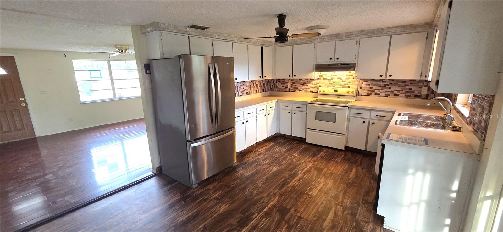 SUNSET ESTATES #2 - Residential