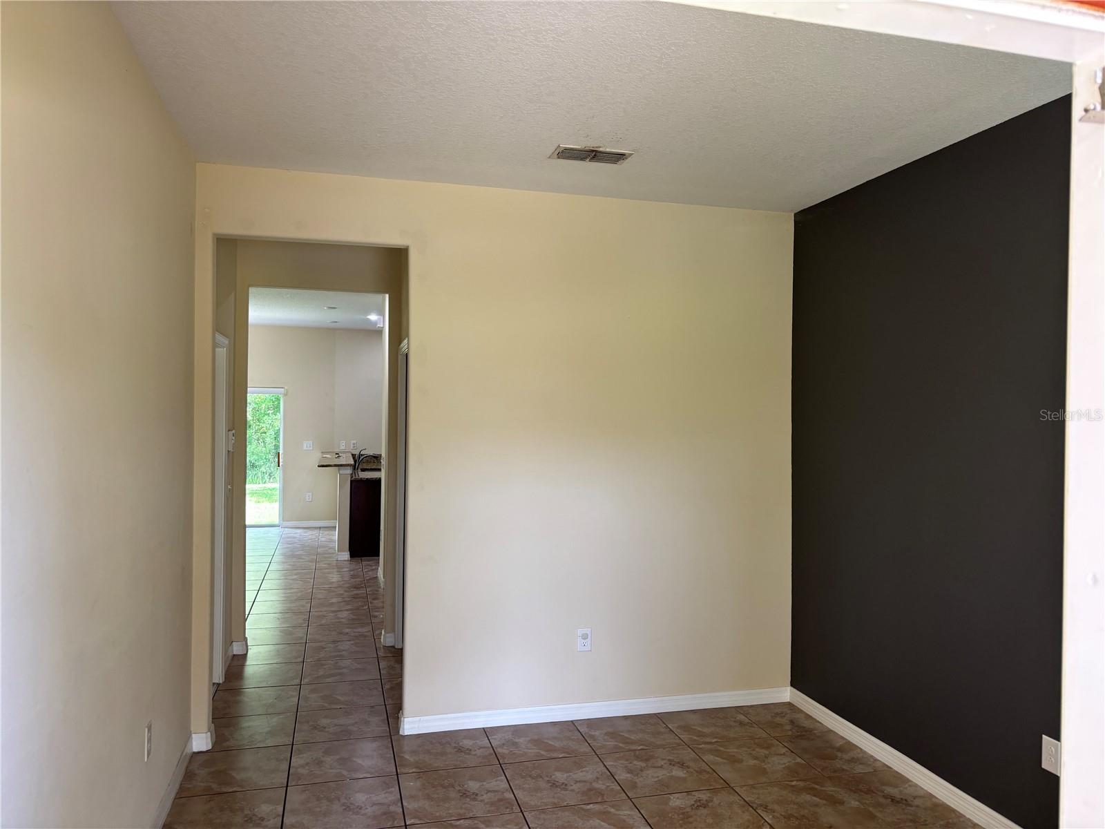 11187 SAVANNAH LANDING CIRCLE