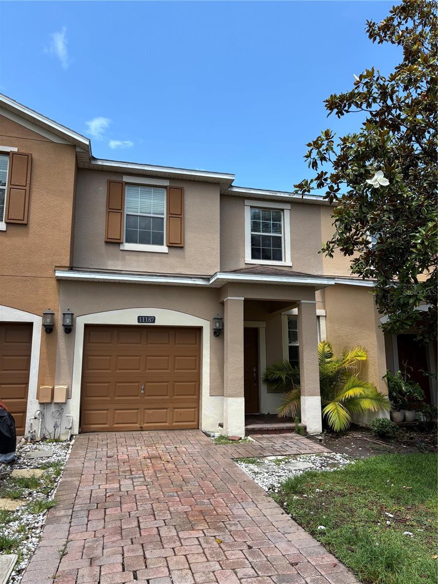 11187 SAVANNAH LANDING CIRCLE