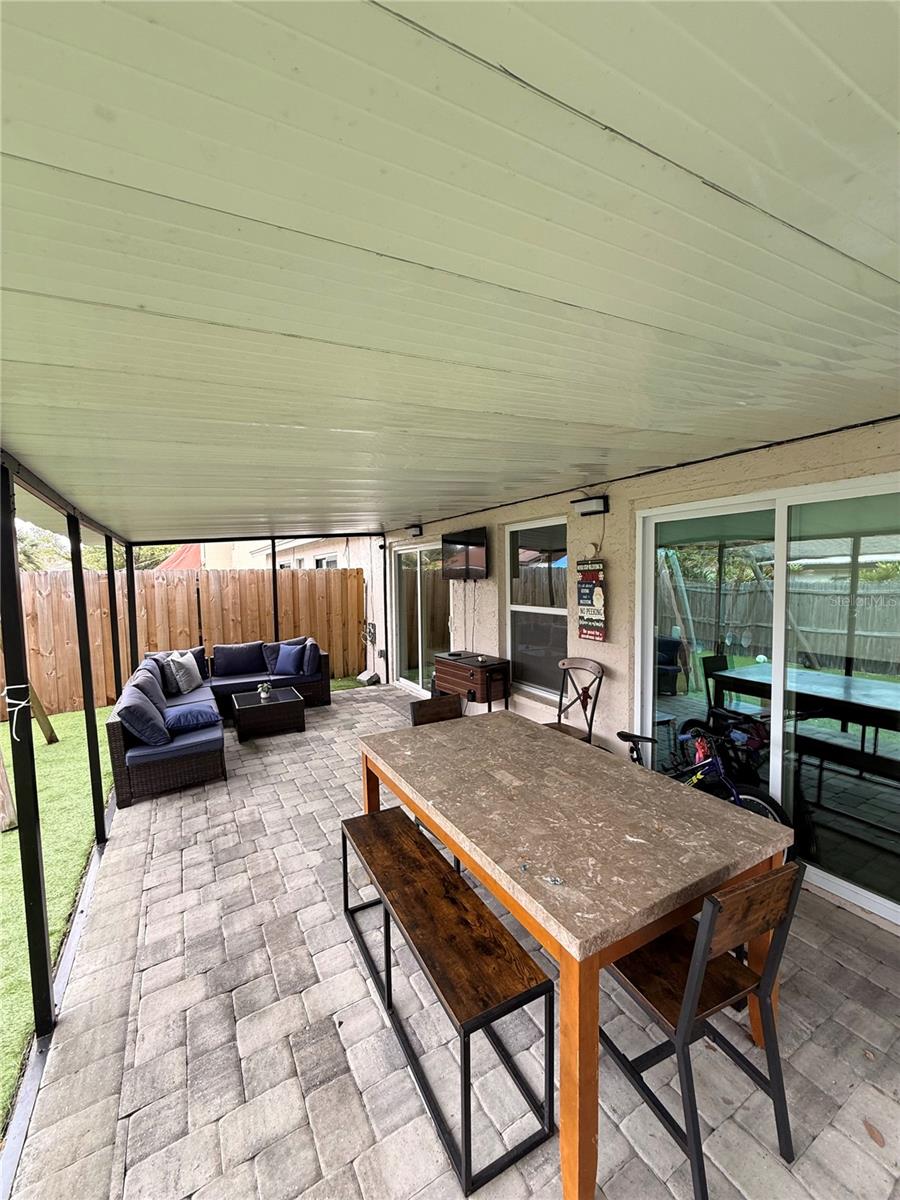 CEDARWOOD VILLAGE UNIT 1 - Residential Lease