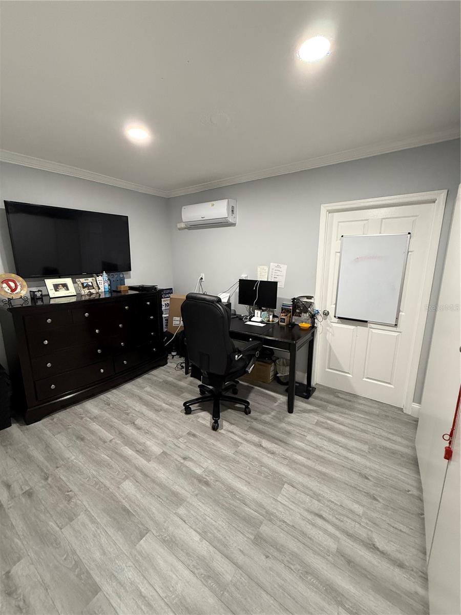 CEDARWOOD VILLAGE UNIT 1 - Residential Lease