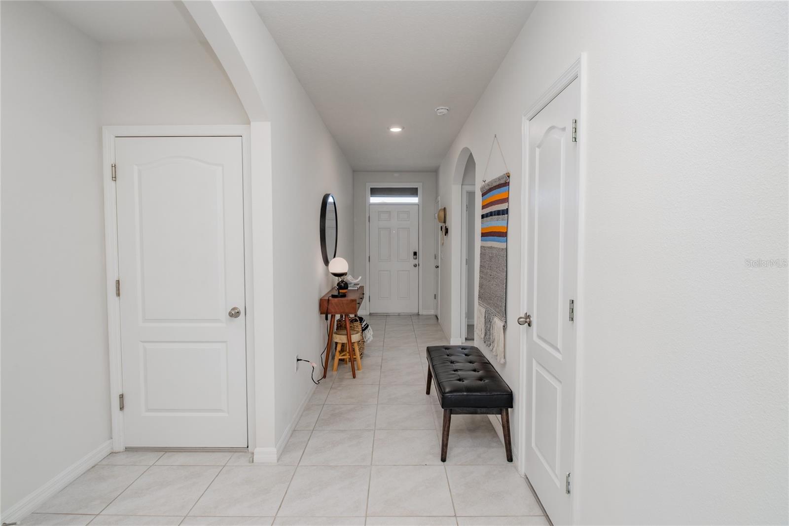 860 KILLARNEY LANE