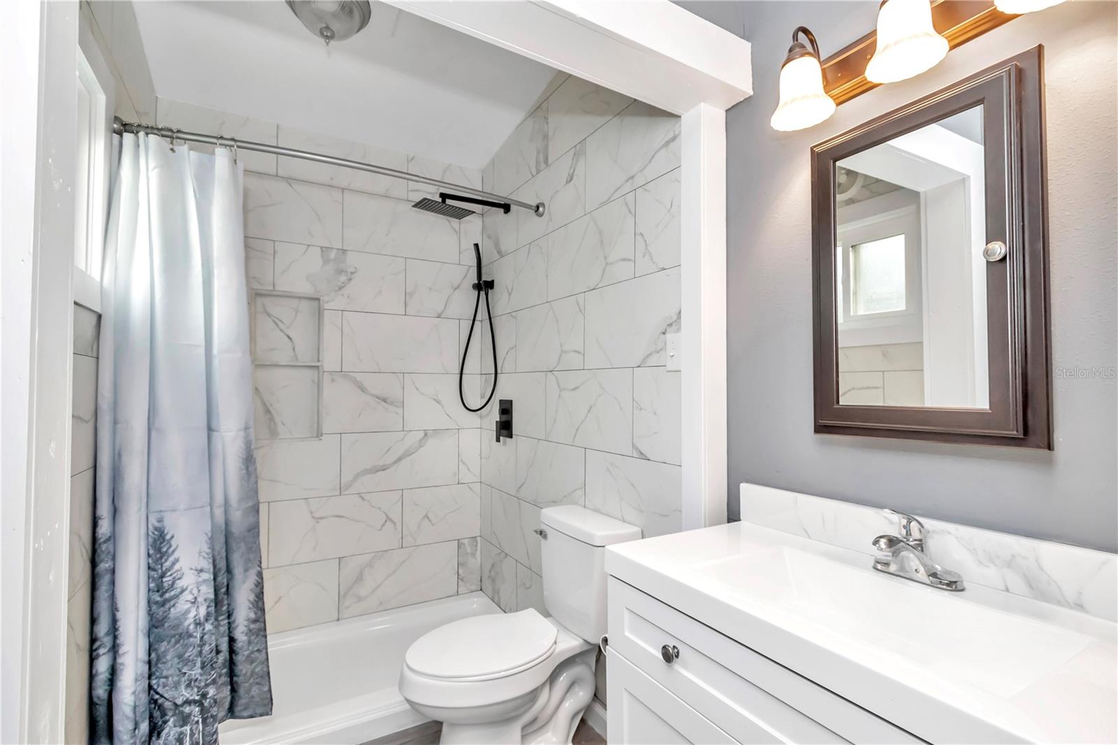 NON SUBDIVISION ACREAGE - Residential