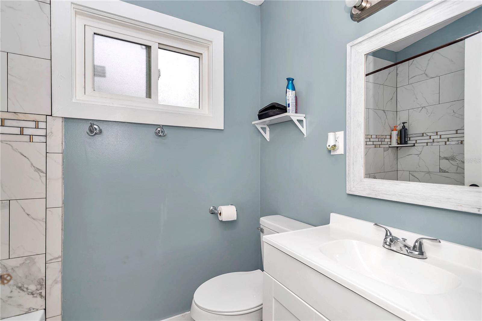 NON SUBDIVISION ACREAGE - Residential