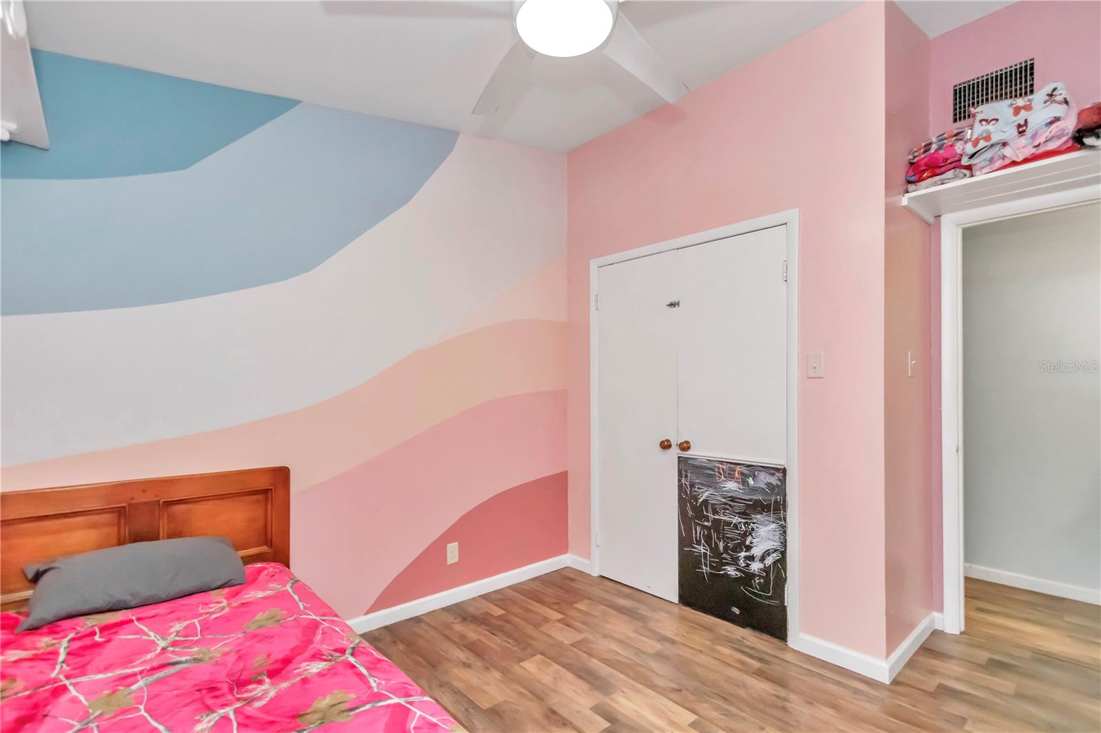 NON SUBDIVISION ACREAGE - Residential