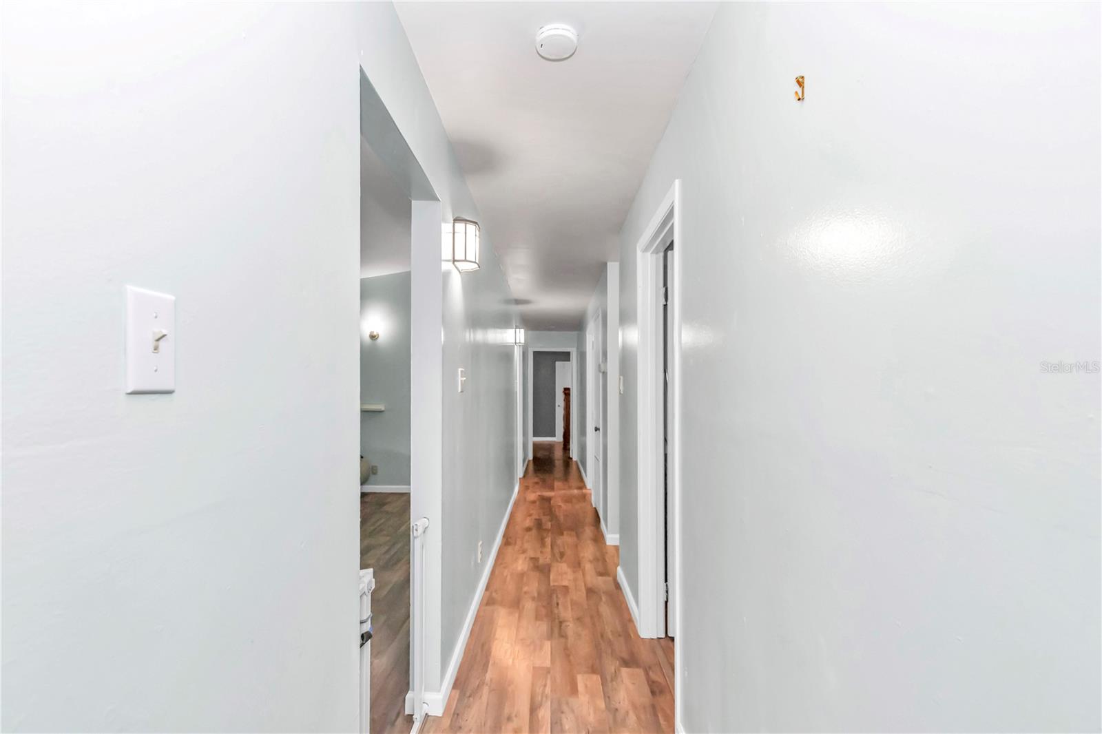 NON SUBDIVISION ACREAGE - Residential