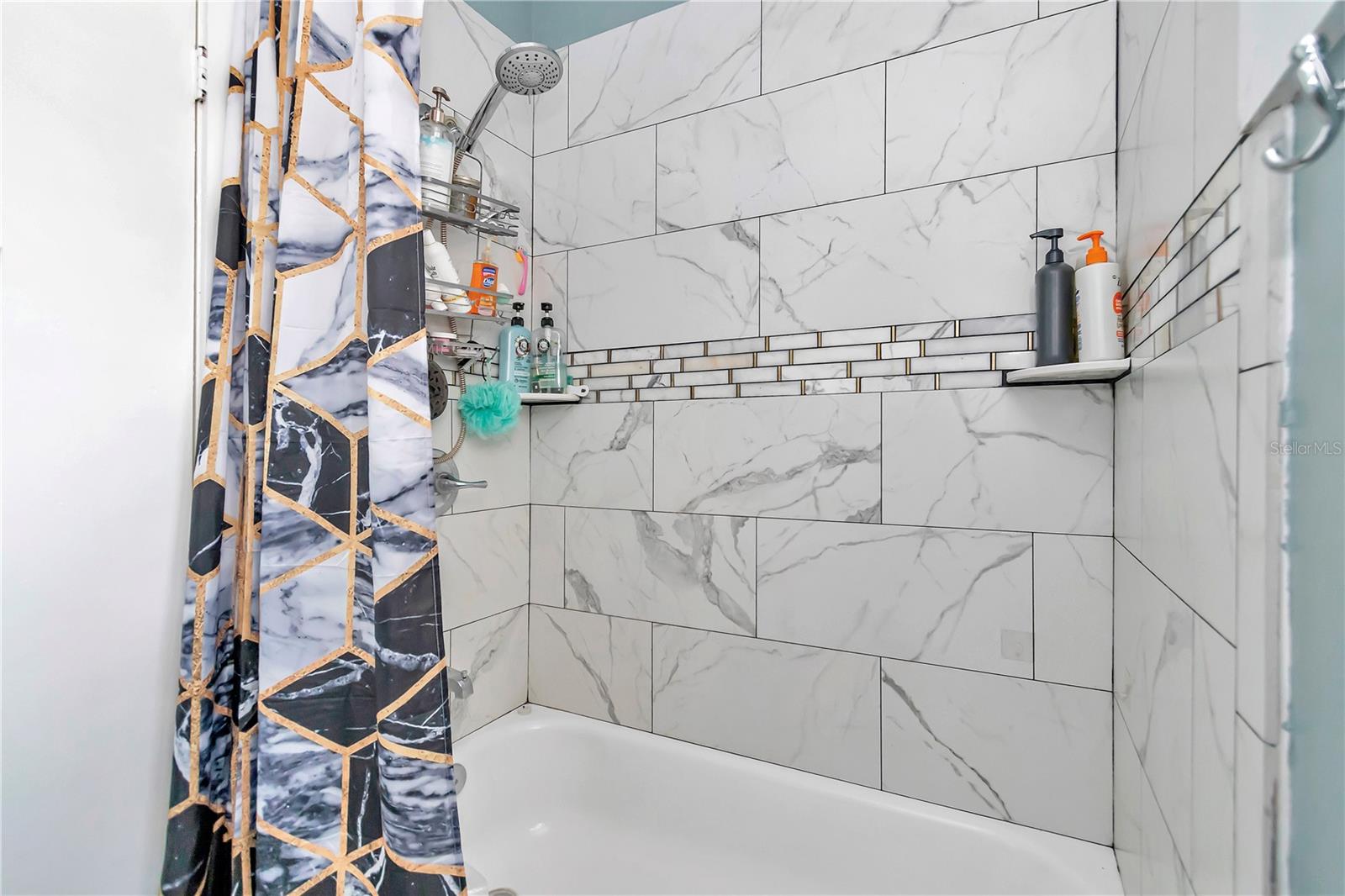 NON SUBDIVISION ACREAGE - Residential