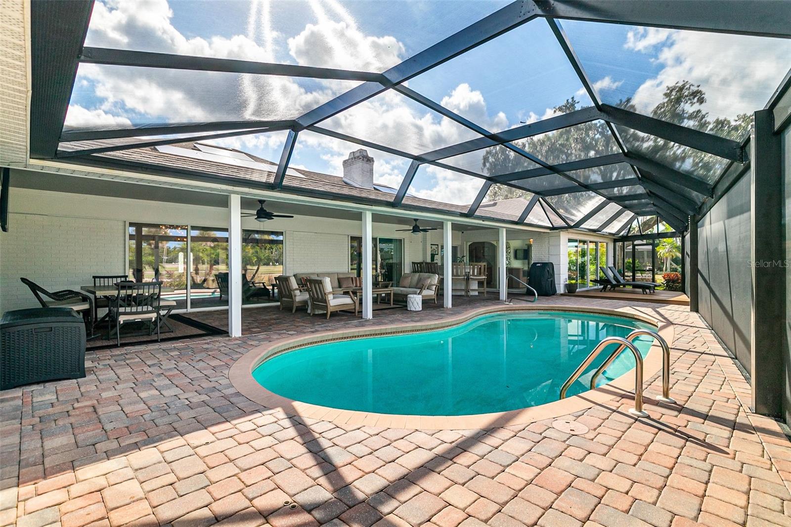 BENT TREE VILLAGE - Residential