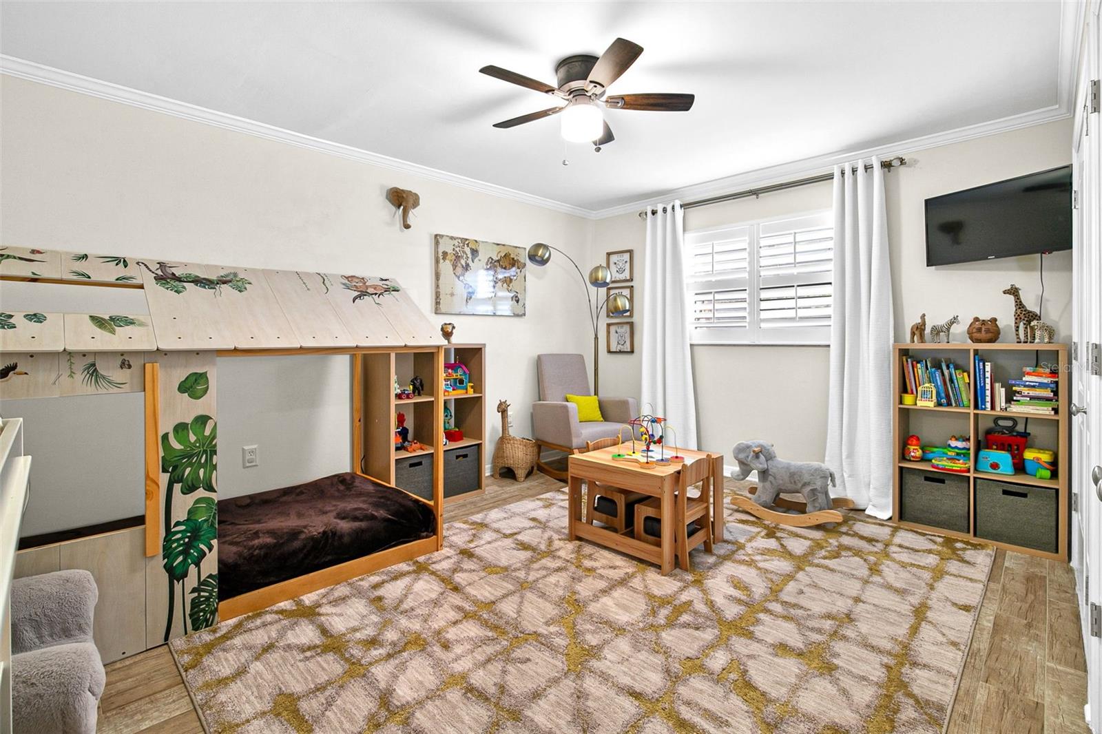 BENT TREE VILLAGE - Residential