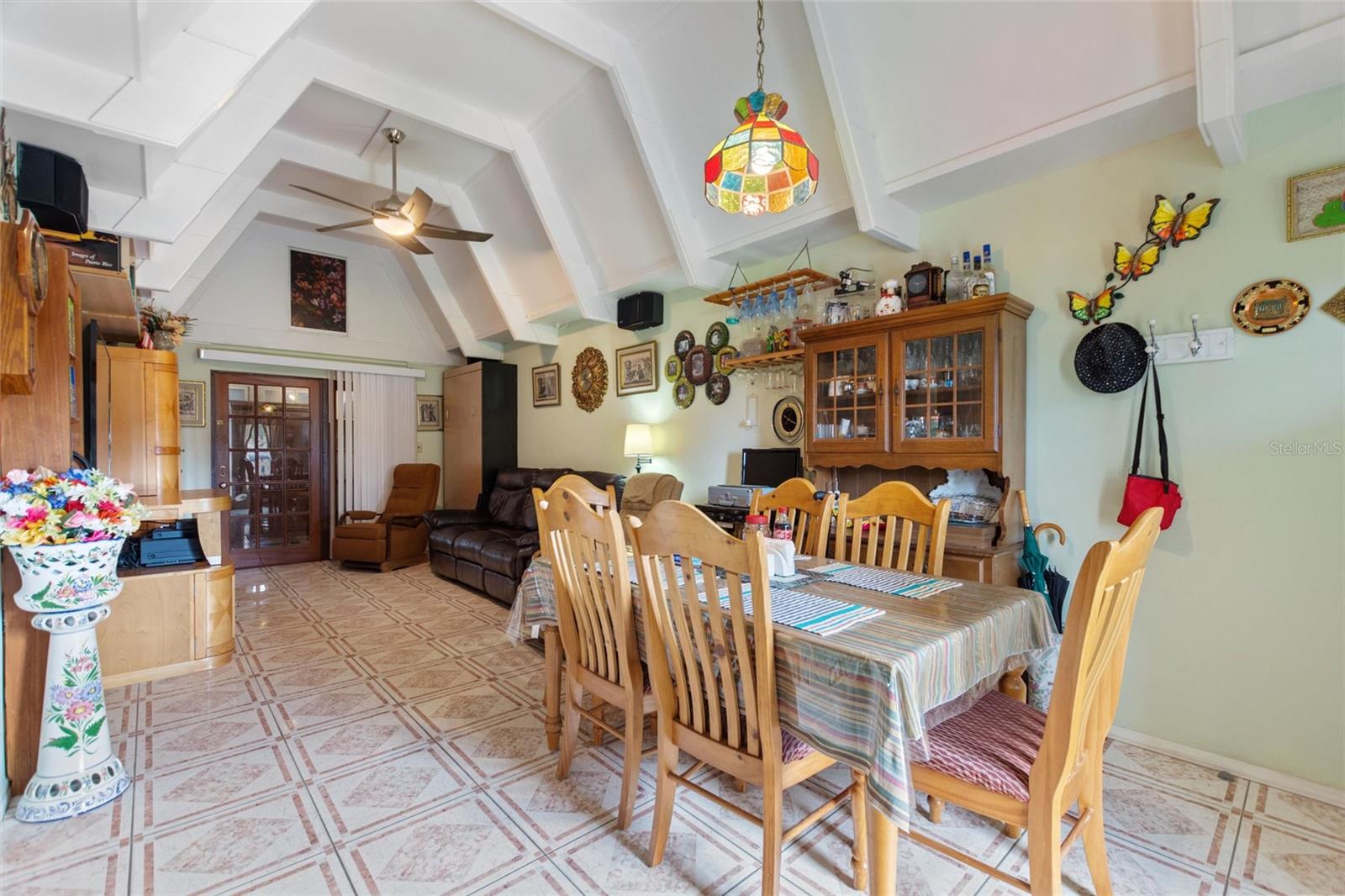 4603 CLUB CIRCLE