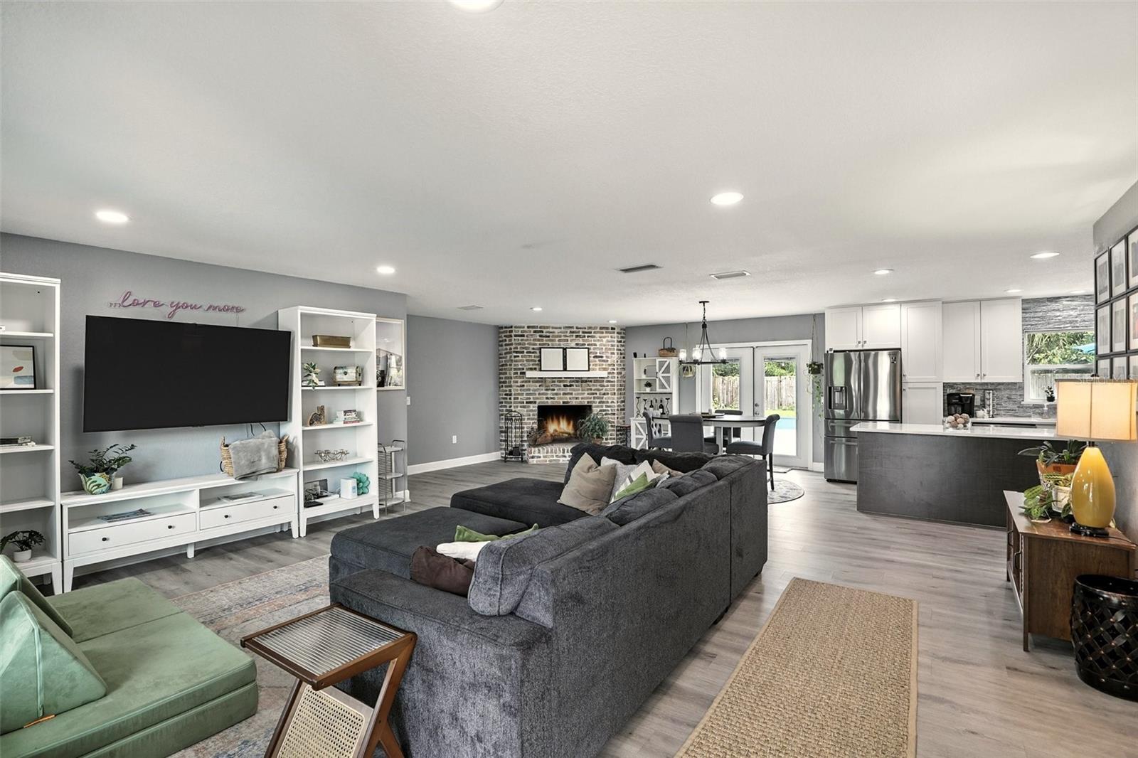 2223 SUNNY VIEW DRIVE