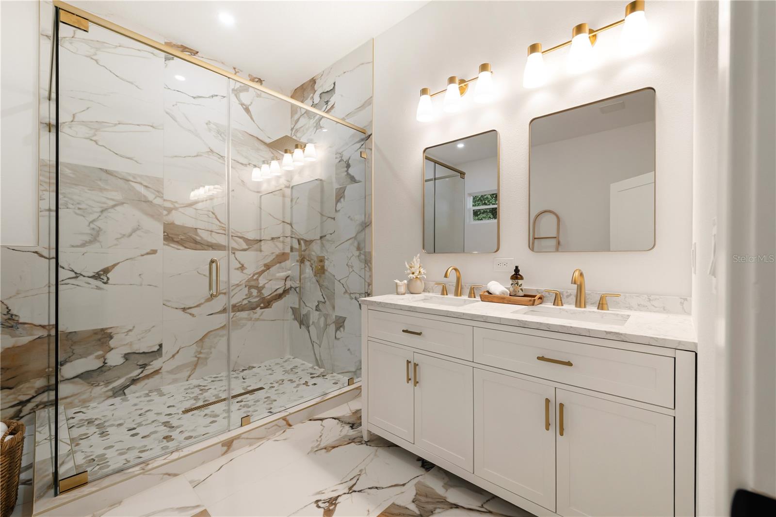 NEWPORT UNIT 2 - Residential