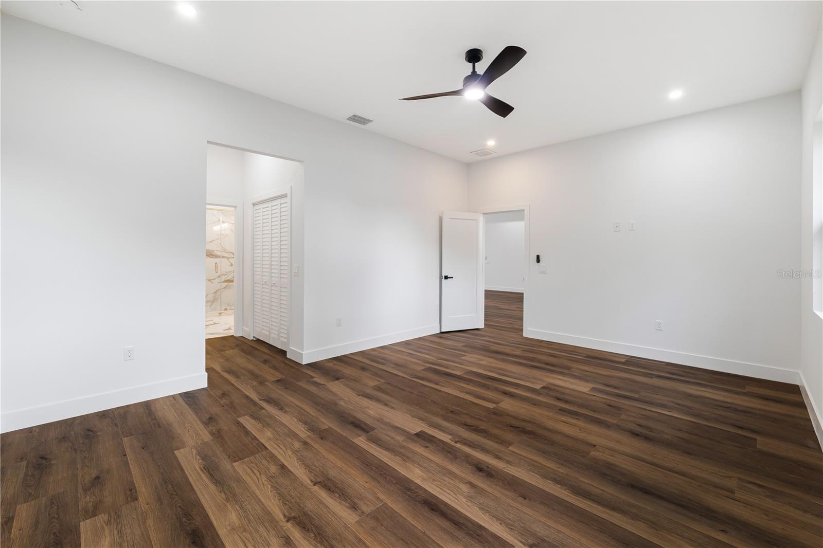 NEWPORT UNIT 2 - Residential