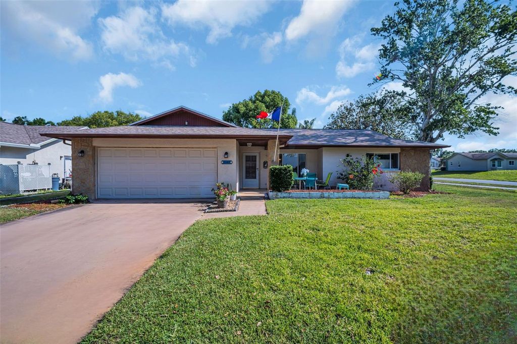 Photo of 2967 Macalpin Drive N, Palm Harbor, FL 34684 (MLS # TB8378343)