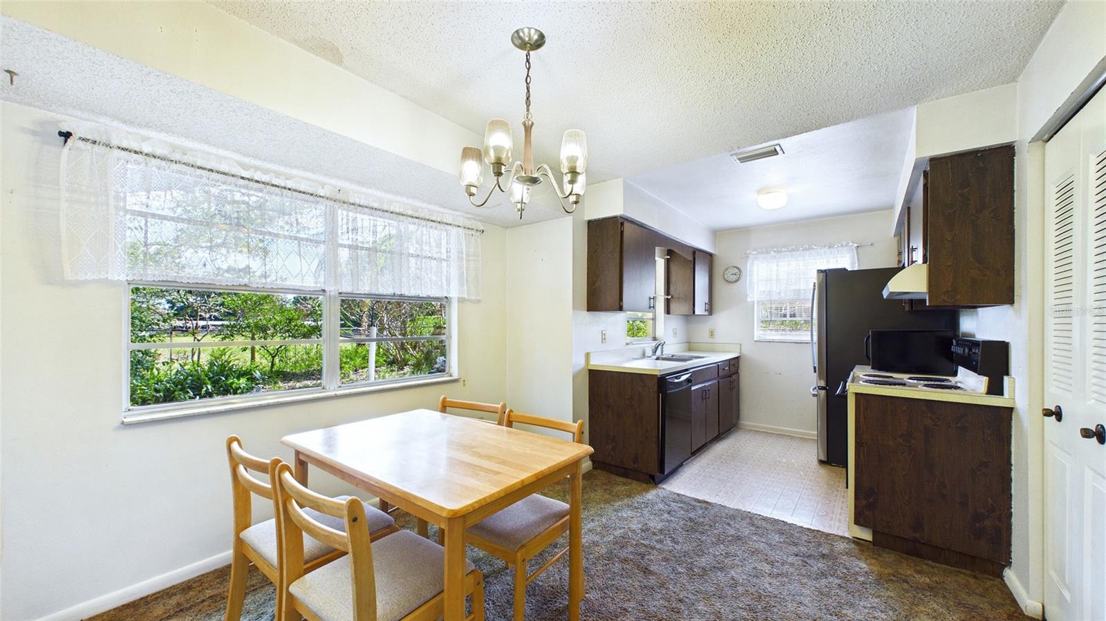 OAKMONT PARK - Residential