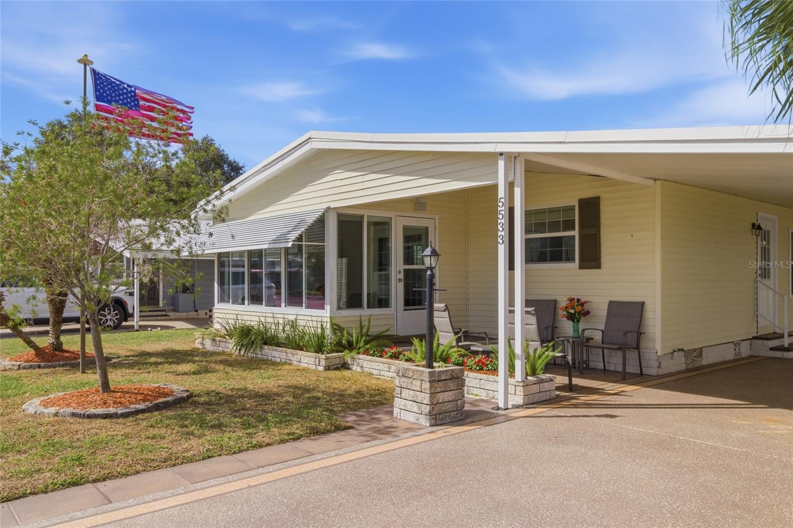 OAKS ROYAL - Residential