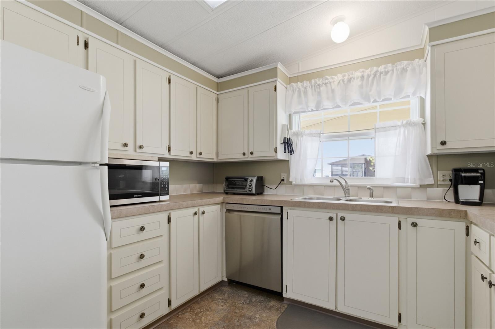 OAKS ROYAL - Residential