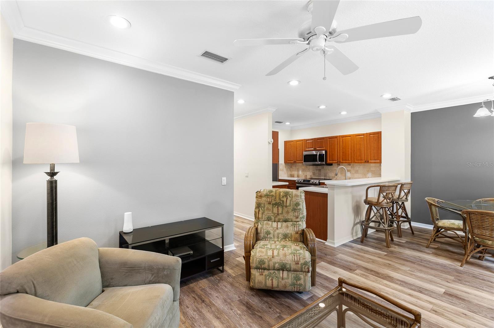 HARBORAGE ON BRADEN RIVER PH II - Residential