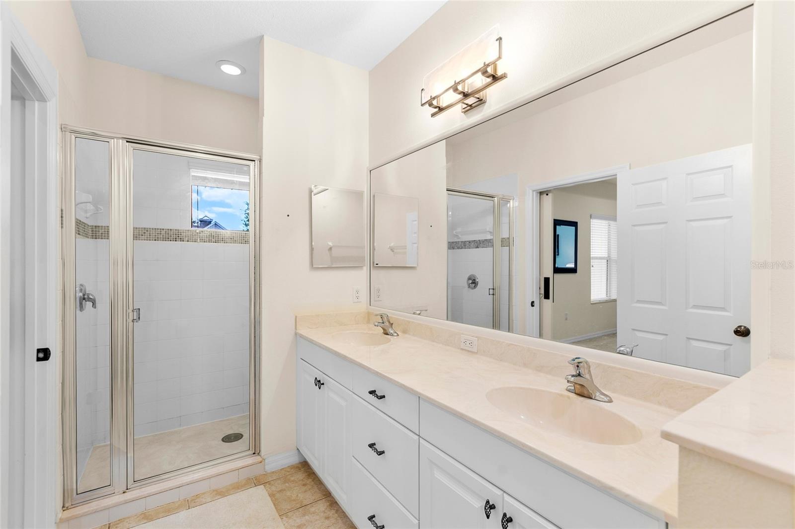 HARBORAGE ON BRADEN RIVER PH II - Residential