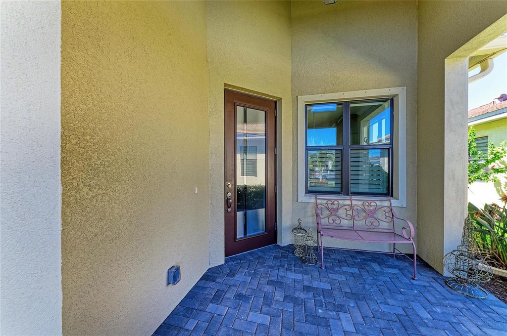 Photo of 5220 Barnett Circle, Bradenton, FL 34211 (MLS # A4669439)