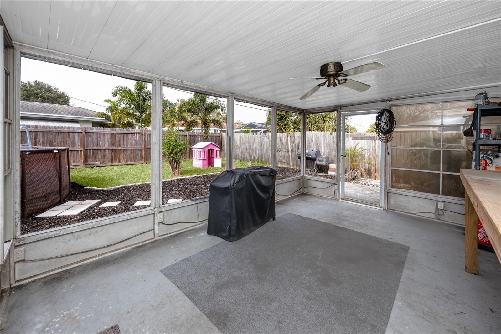 BAY RIDGE ESTATES 1ST ADD - Residential