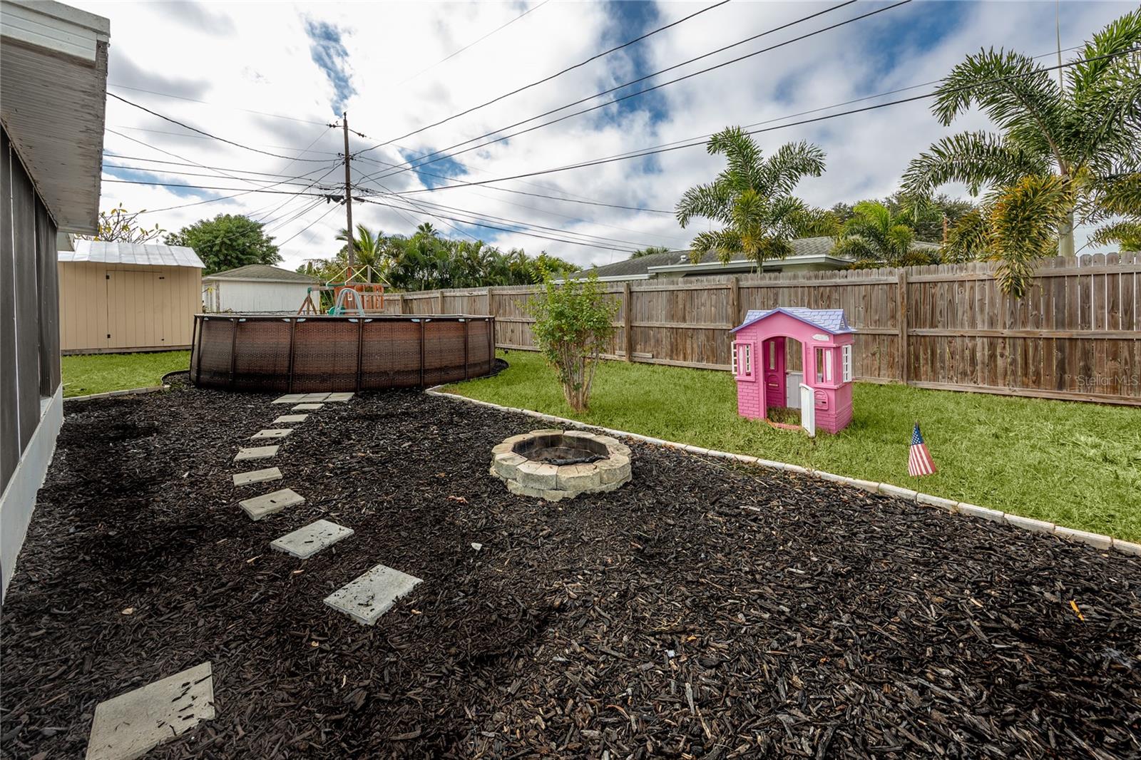 BAY RIDGE ESTATES 1ST ADD - Residential