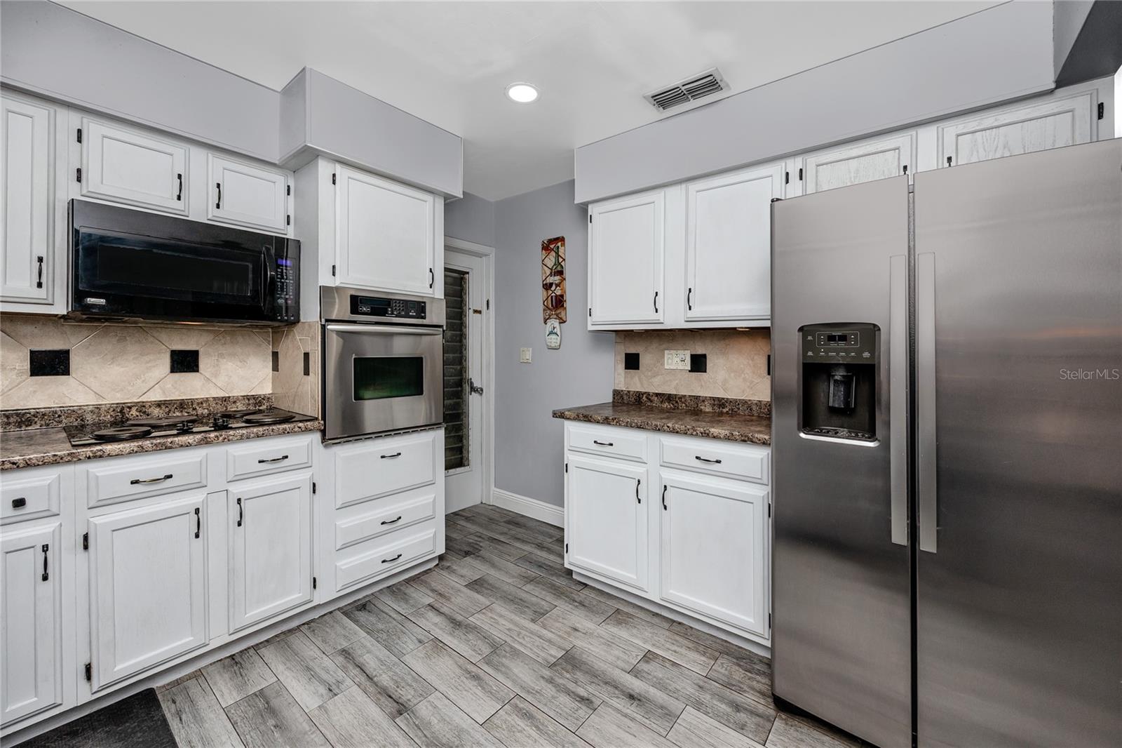 BAY RIDGE ESTATES 1ST ADD - Residential