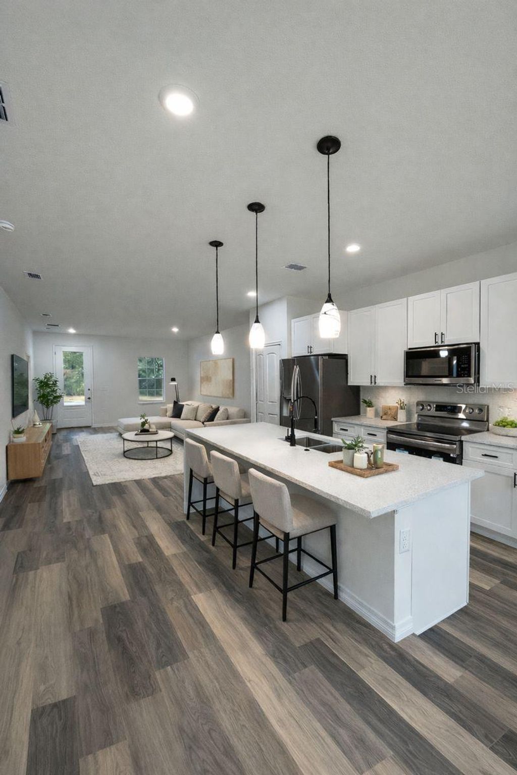 Photo of 4655 SW 139th Lane, Ocala, FL 34473 (MLS # O6375113)