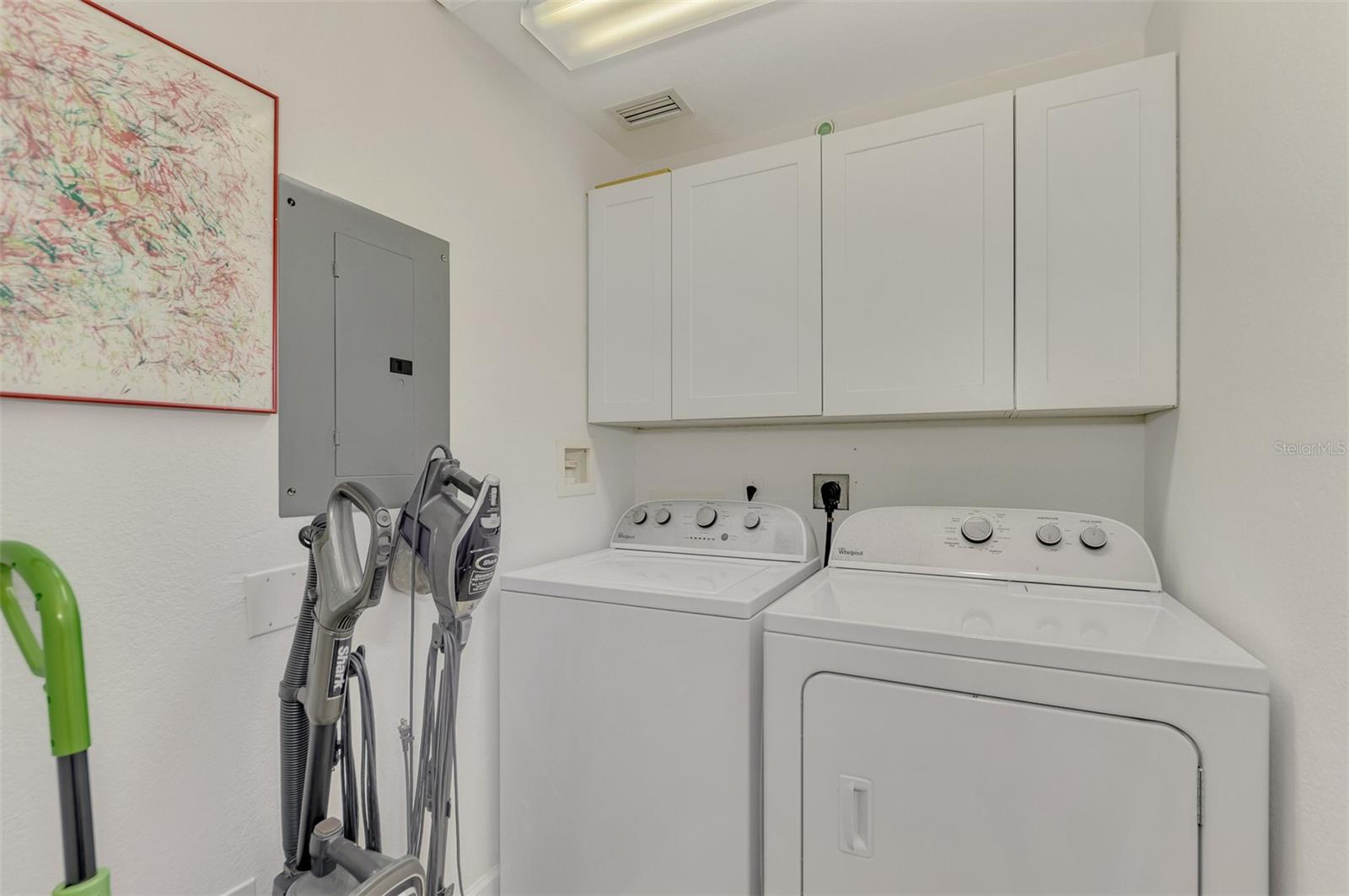 RIVERWOOD - Residential