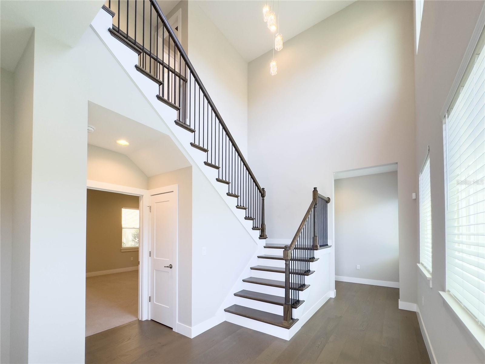 BELLA COLLINA WEST - Residential