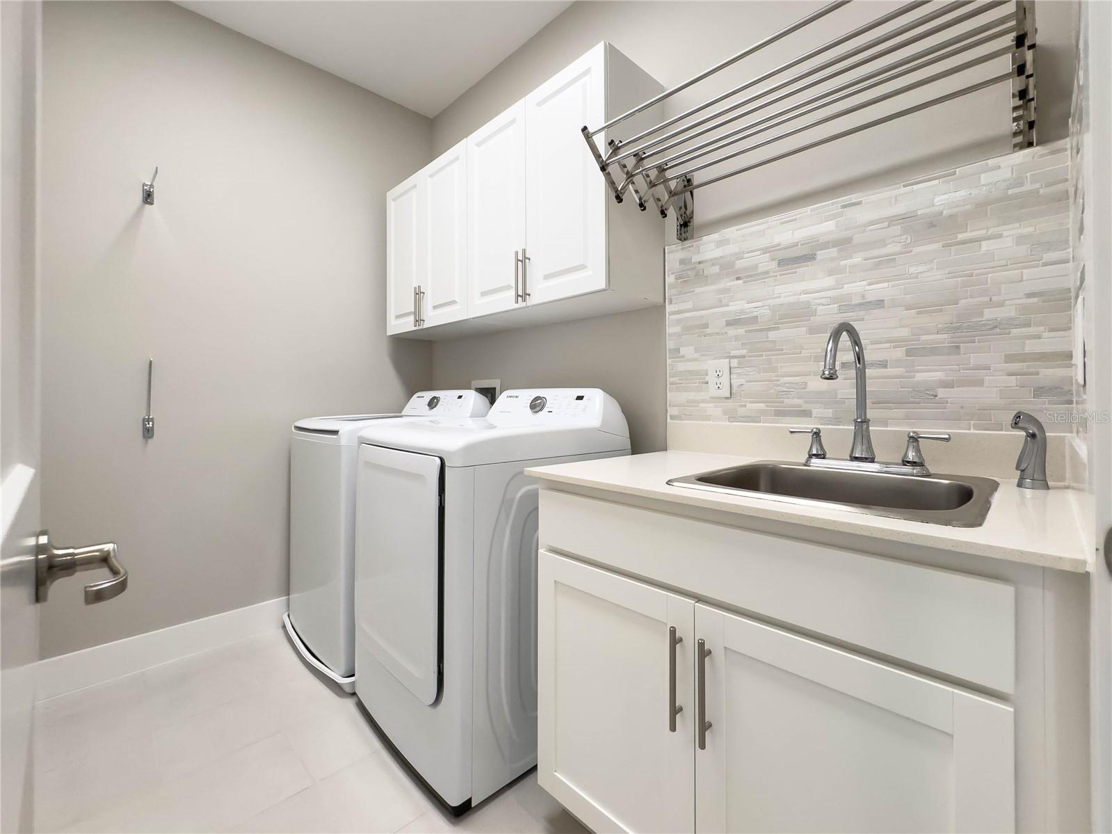 BELLA COLLINA WEST - Residential