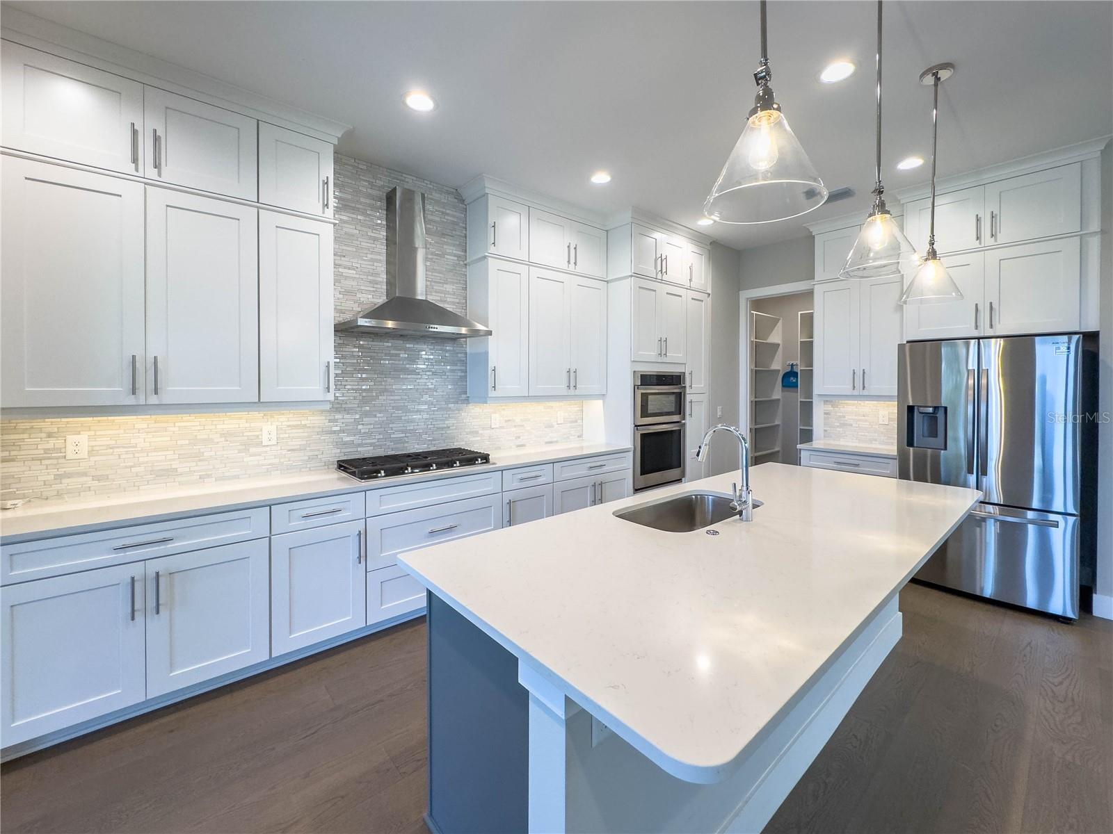 BELLA COLLINA WEST - Residential