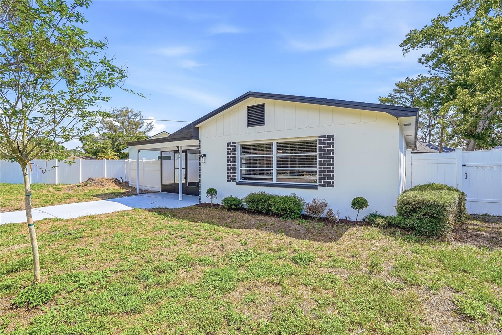 PATRICIA ESTATES - Residential