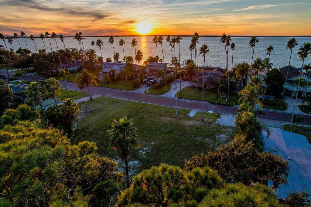 Photo of 1645 Santa Barbara Drive, Dunedin, FL 34698 (MLS # TB8449787)