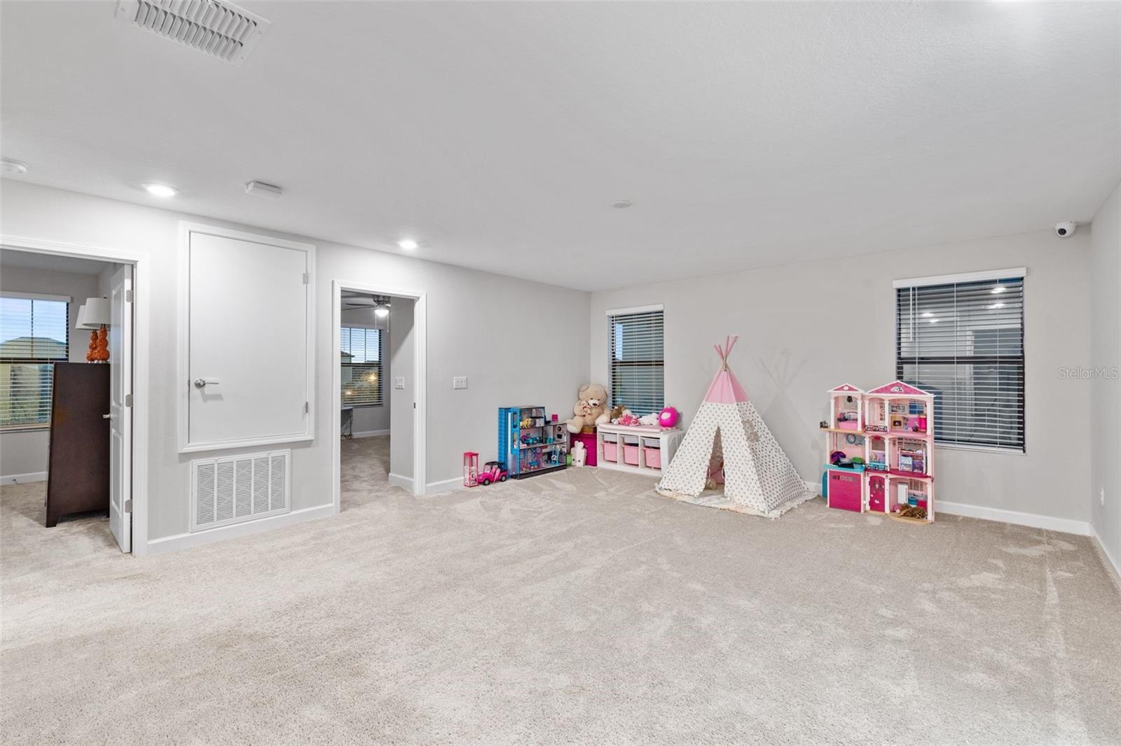 SOUTH FORK TR P PH 3A - Residential Lease