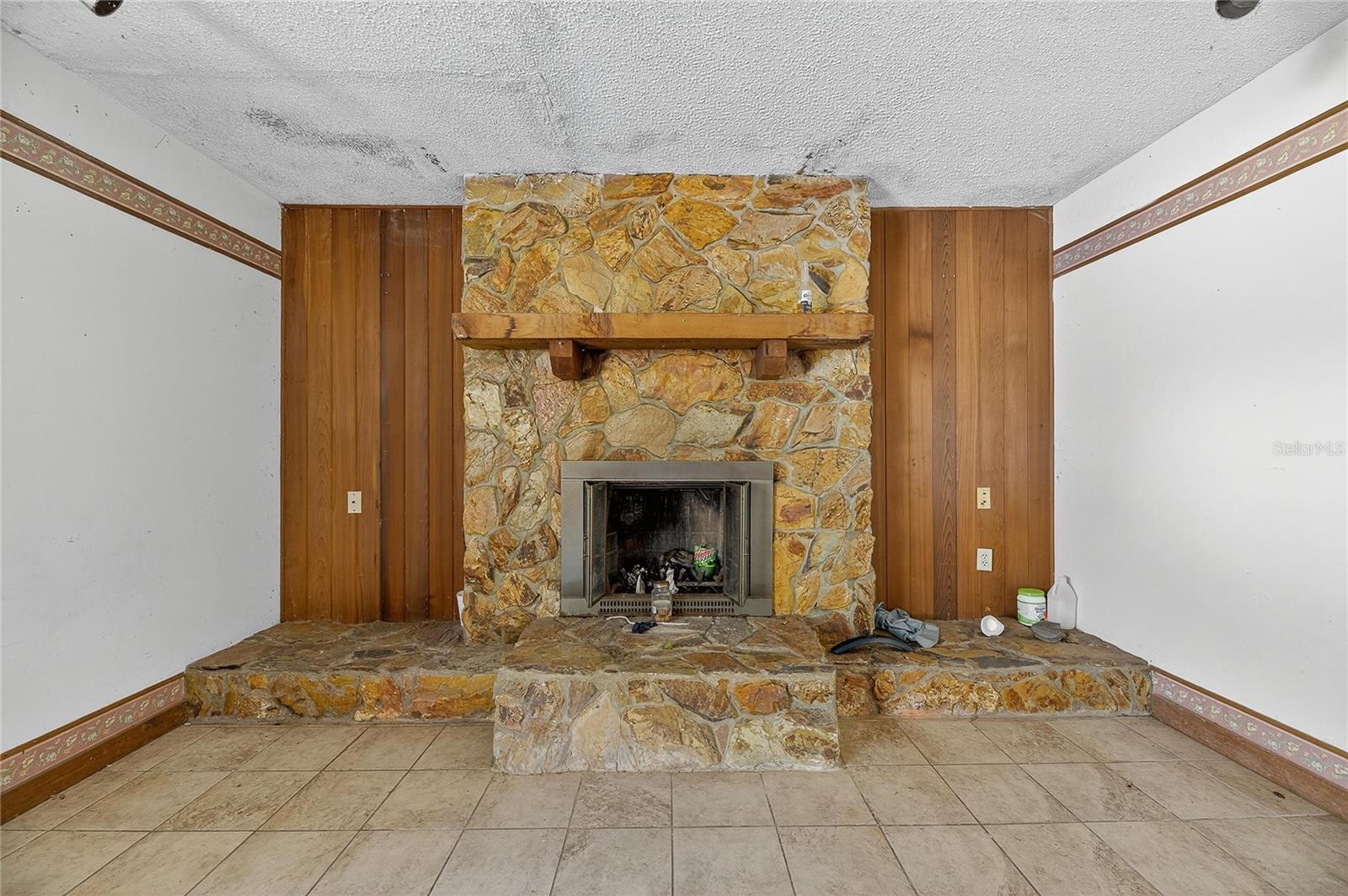 UNPLATTED - Residential