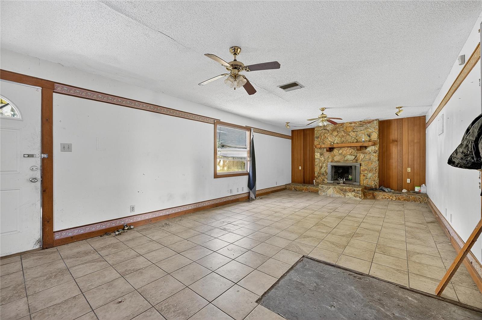 UNPLATTED - Residential