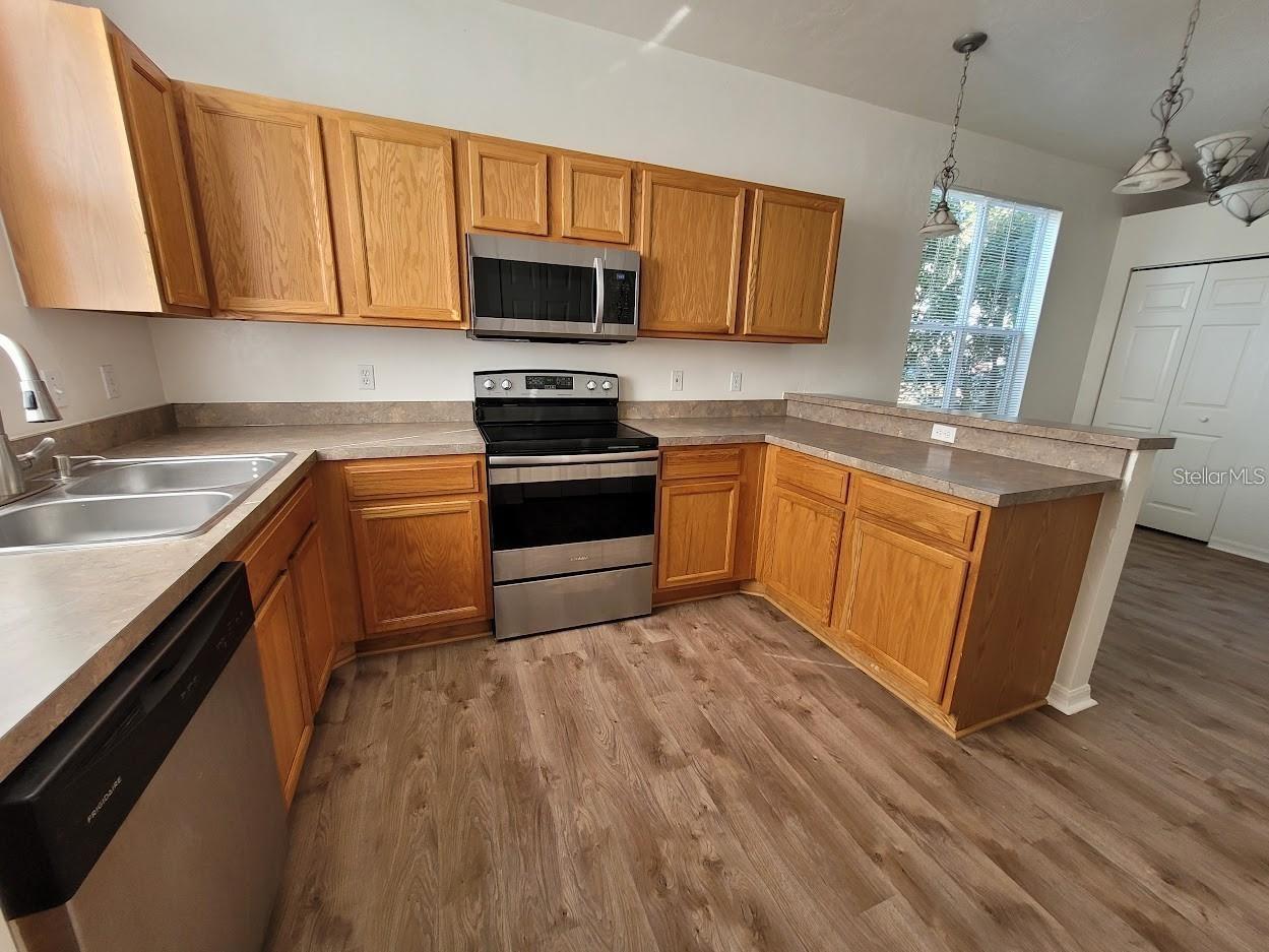 KENSINGTON PARK - Residential Lease