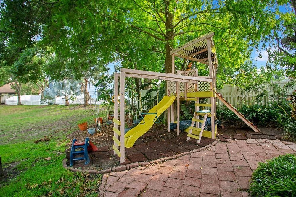 BRYN MAWR PH 01 - Residential Lease