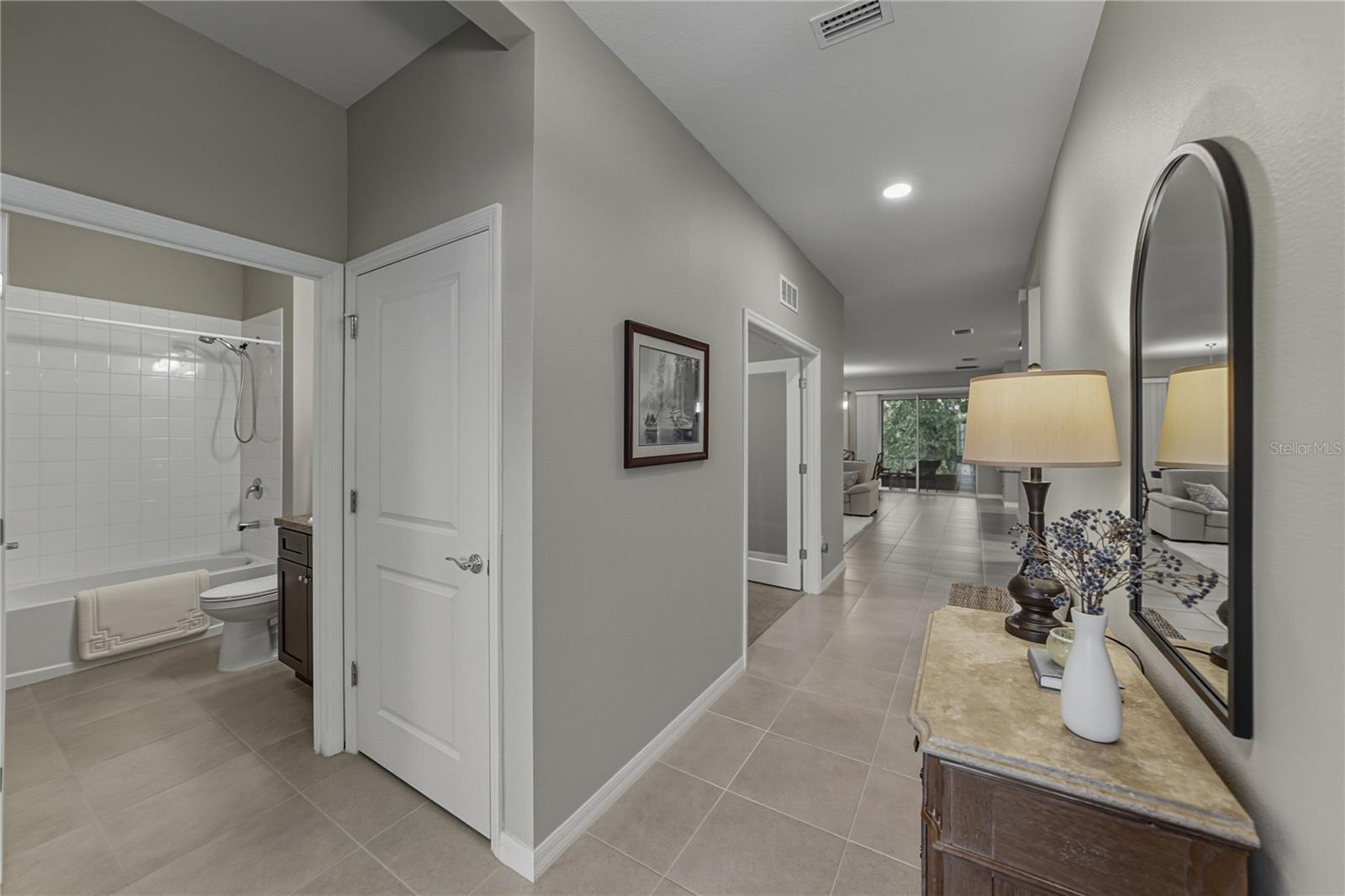 LAKE JOVITA GOLF & COUNTRY CLU - Residential