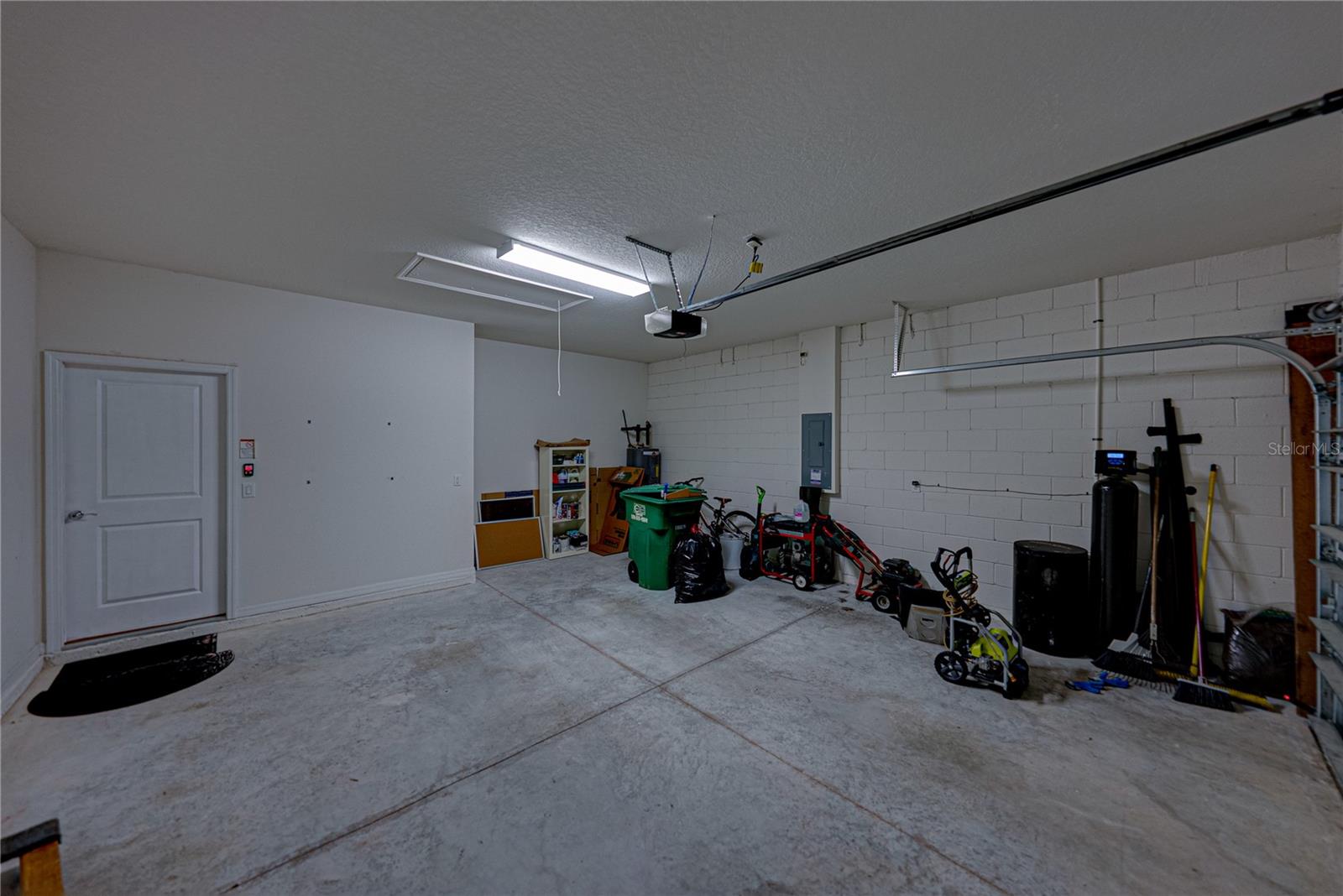 LAKE JOVITA GOLF & COUNTRY CLU - Residential