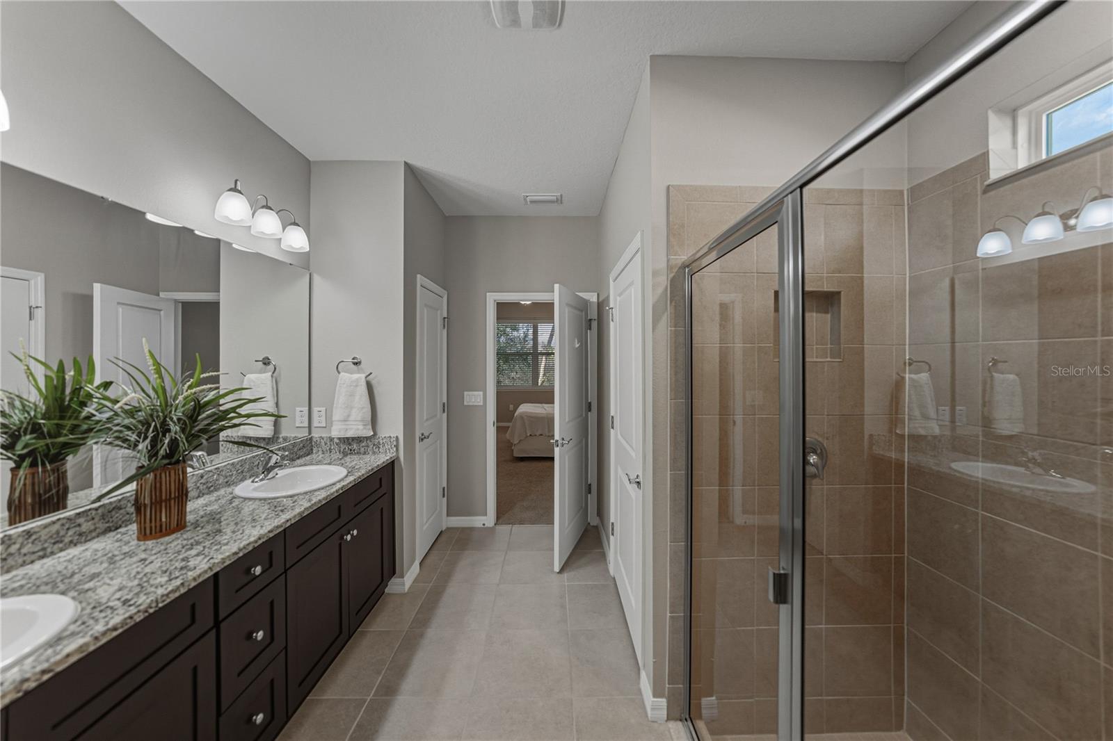 LAKE JOVITA GOLF & COUNTRY CLU - Residential