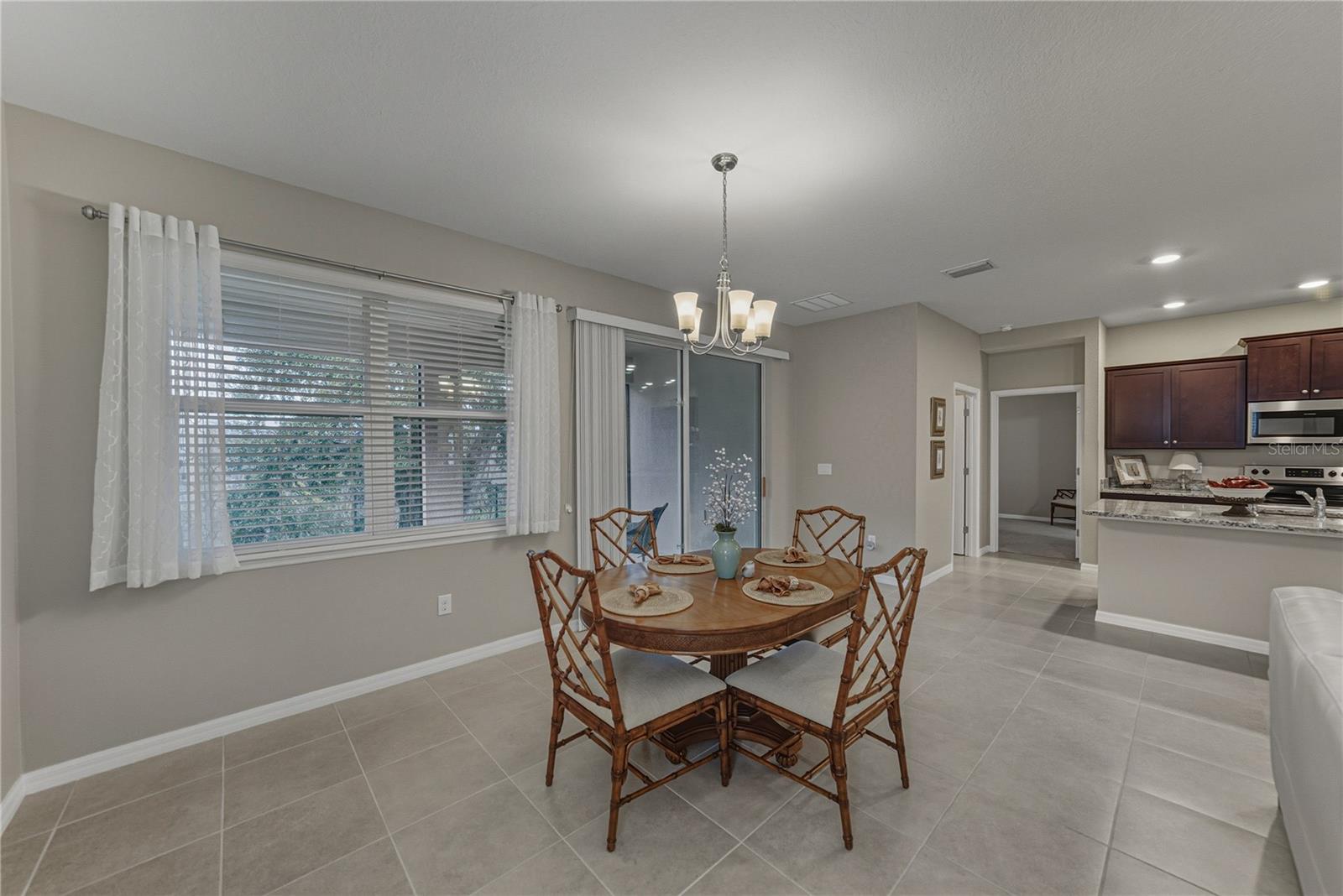 LAKE JOVITA GOLF & COUNTRY CLU - Residential