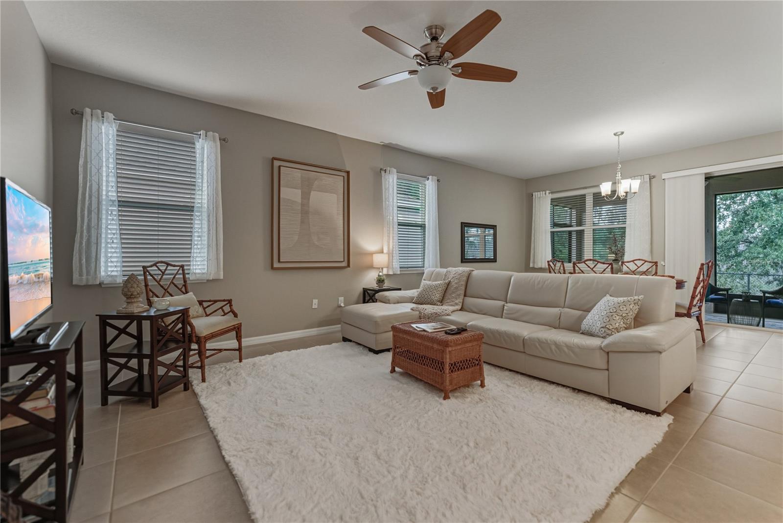 LAKE JOVITA GOLF & COUNTRY CLU - Residential