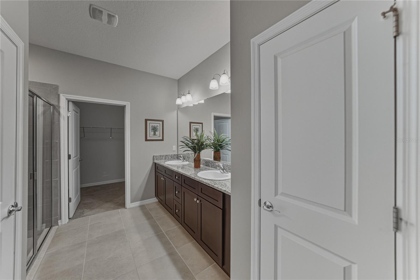 LAKE JOVITA GOLF & COUNTRY CLU - Residential