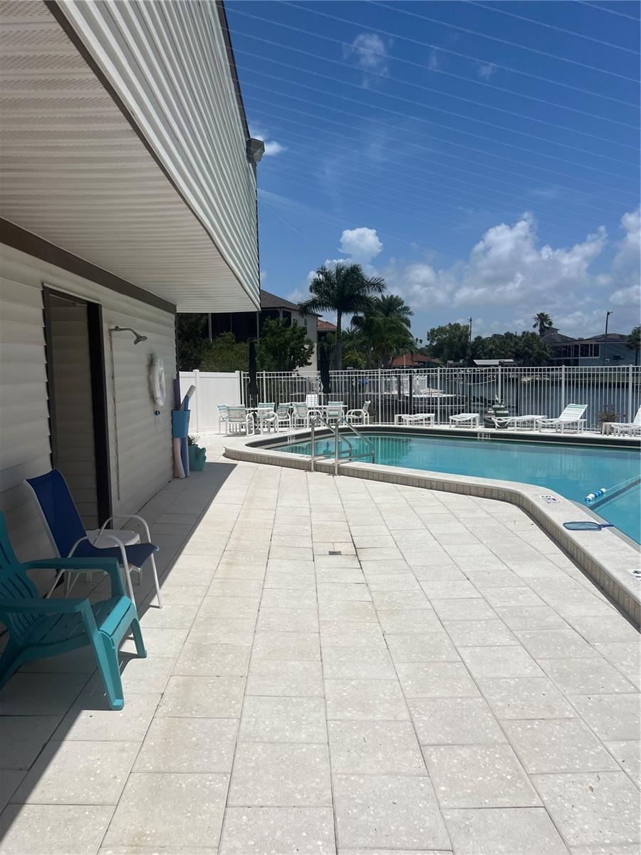 MOORINGS THE CONDO - Residential