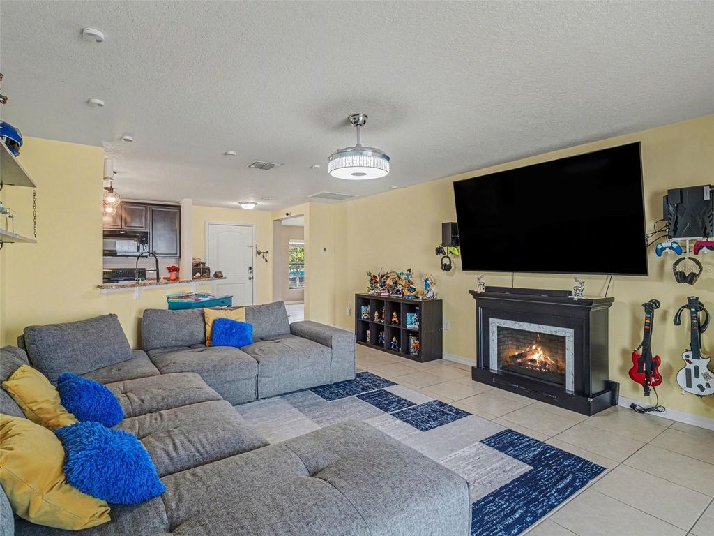 Photo of 820 Chatham Walk Drive, Ruskin, FL 33570 (MLS # TB8502969)
