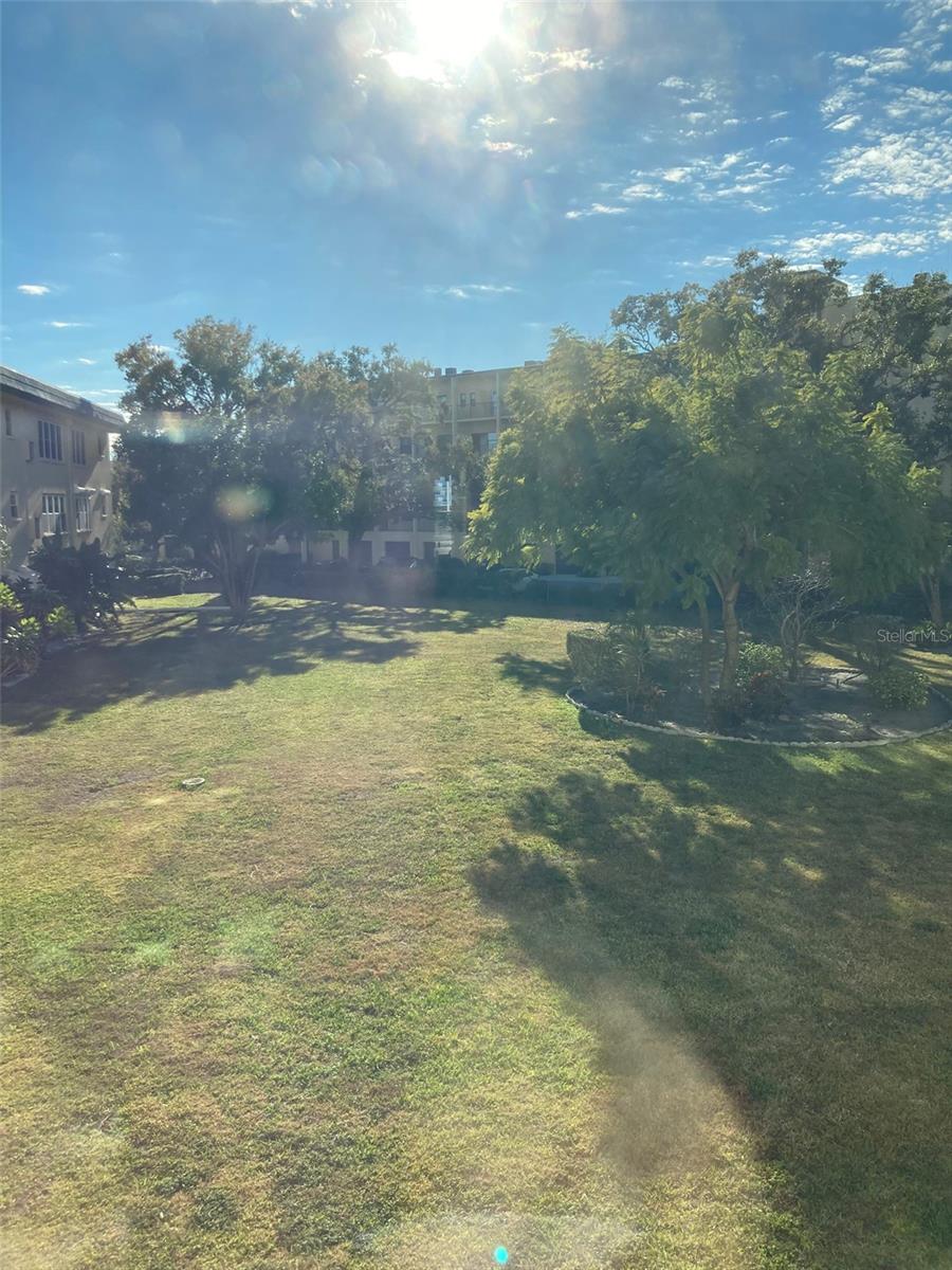 FIVE TOWNS OF ST PETE CORNELL BUILDING - Residential Lease