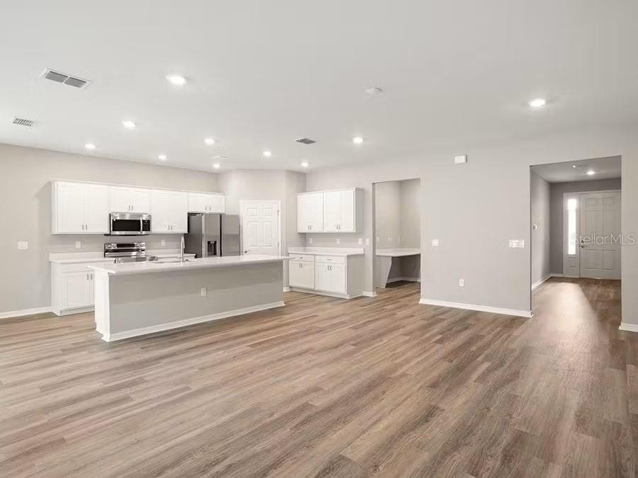7636 SW 6TH LOOP